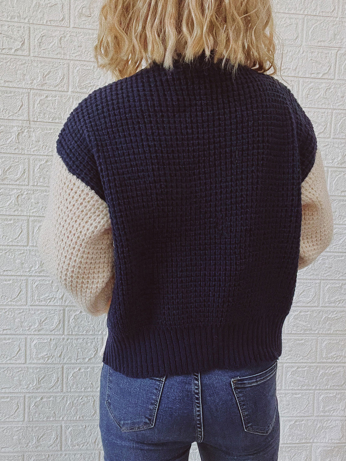 Cable-Knit Contrast Zip-Up Cardigan